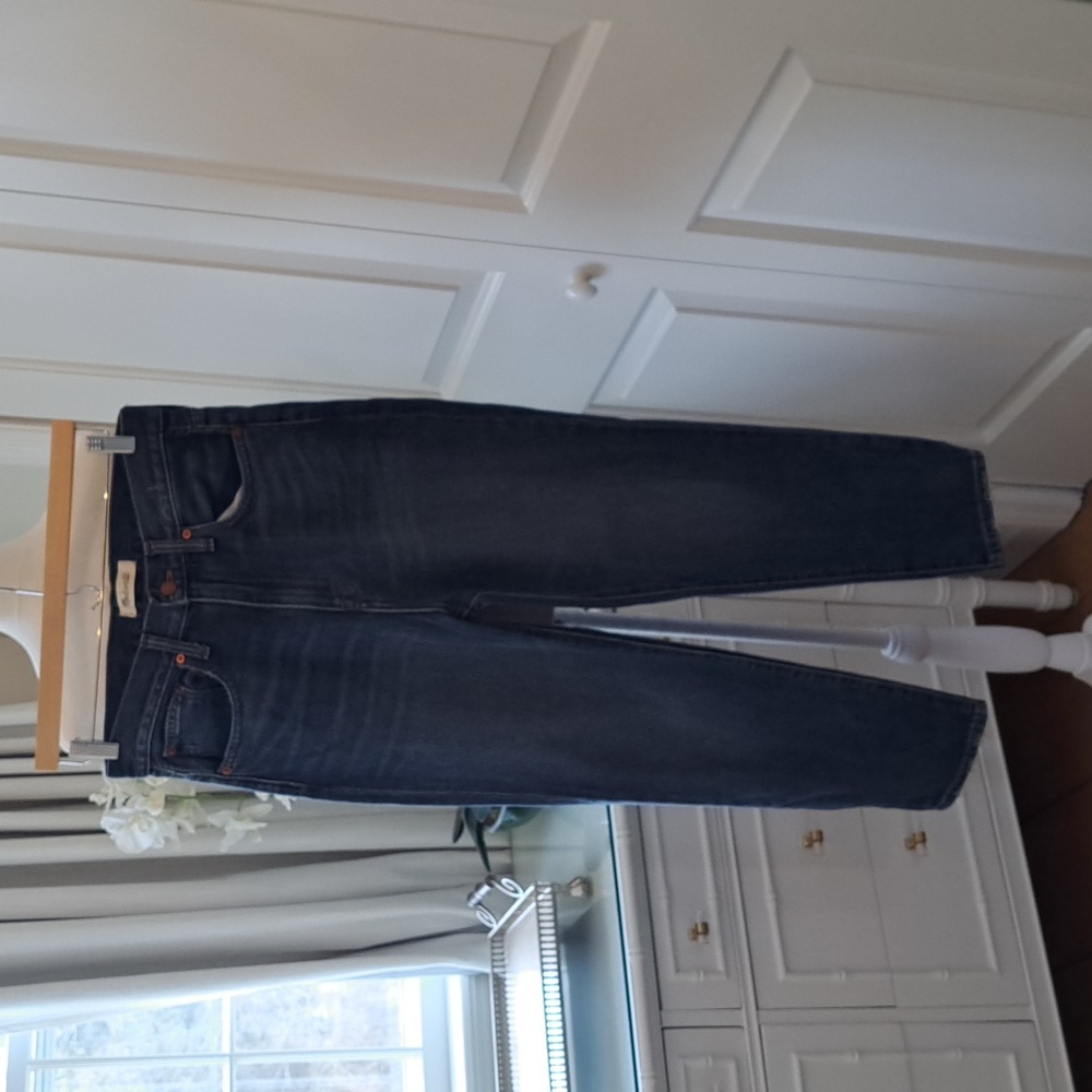 NWOT Madewell Womens Classic Medium Wash Mom Jeans Distressed Hems‎ S-27